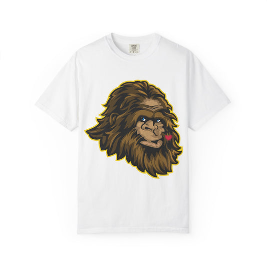 Sasquatch Kisses T-Shirt, Unisex Graphic Tee, Wild Animal Shirt, Nature Lover Gift, Unique Casual Wear, Funny Big Foot T-Shirt